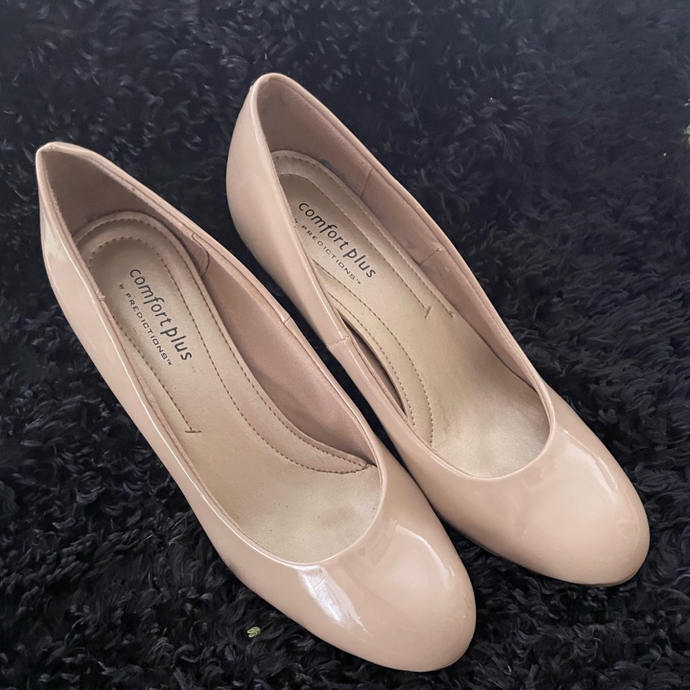 Beige Pumps